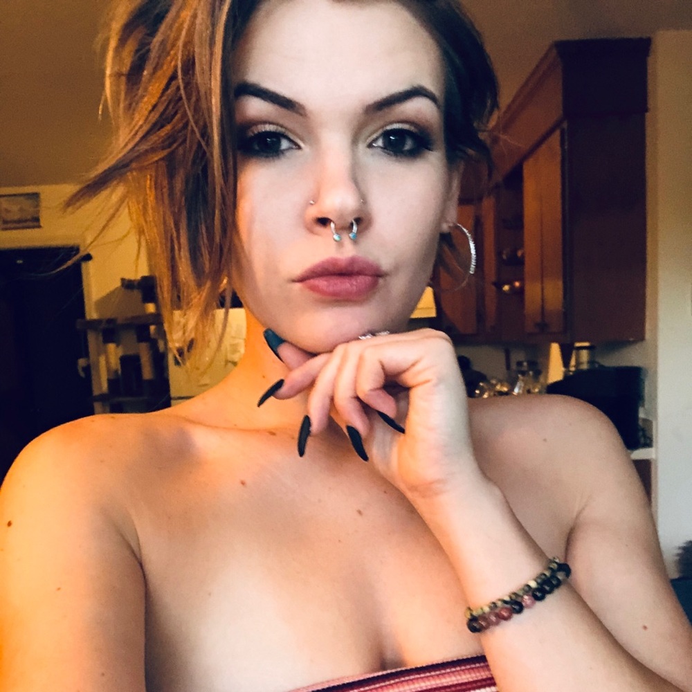 Meet your Posher, Gabby